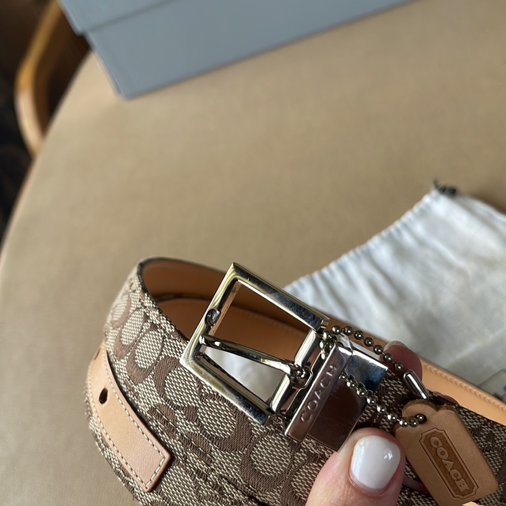 AUTHENTIC COACH Designer logo belt - Picture 4 of 11